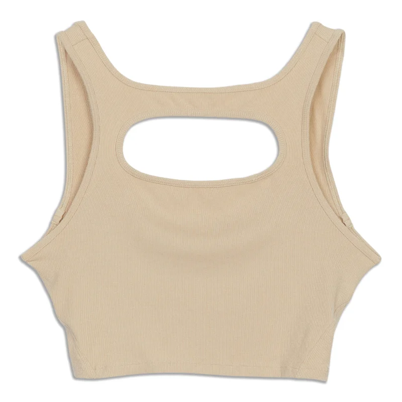 Minimal Style LA Front Cut-Out Crop Tank Top - Resale