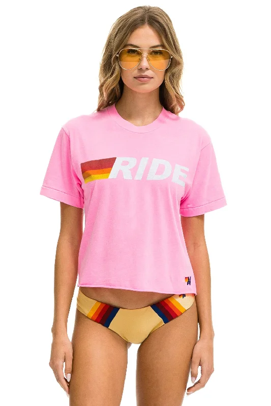 High-waisted pants style RIDE LOGO WHITE BOYFRIEND TEE - NEON PINK