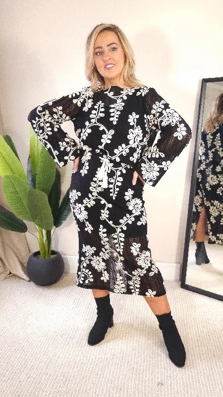 Letter embroidery Clara Skirt