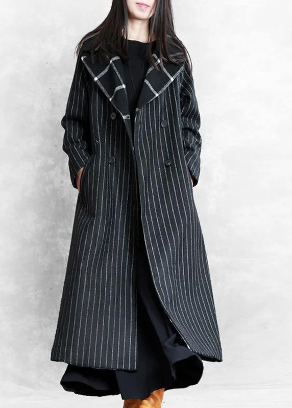 Luxury and fashionable fine black striped wool coat oversized trench coat Notched patchwork