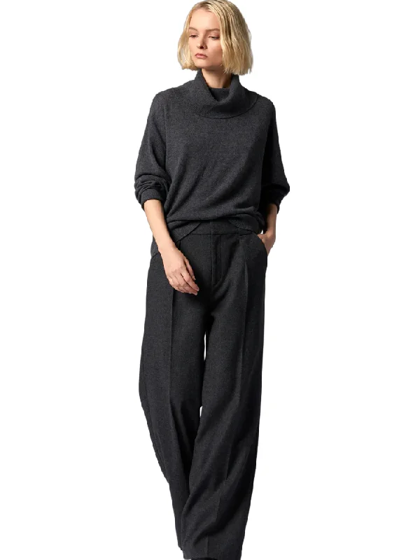 Warm and substantial Mathilde Cashmere Turtleneck Sweater - Heather Grey