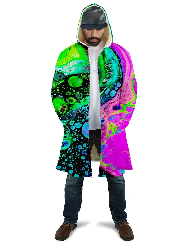 Sports litigation style Jasper Sea Cloak