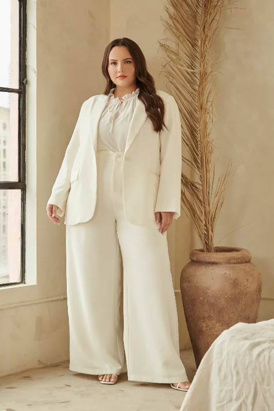 Design Perception Chelsea Fitted Notch Lapel Blazer Curve
