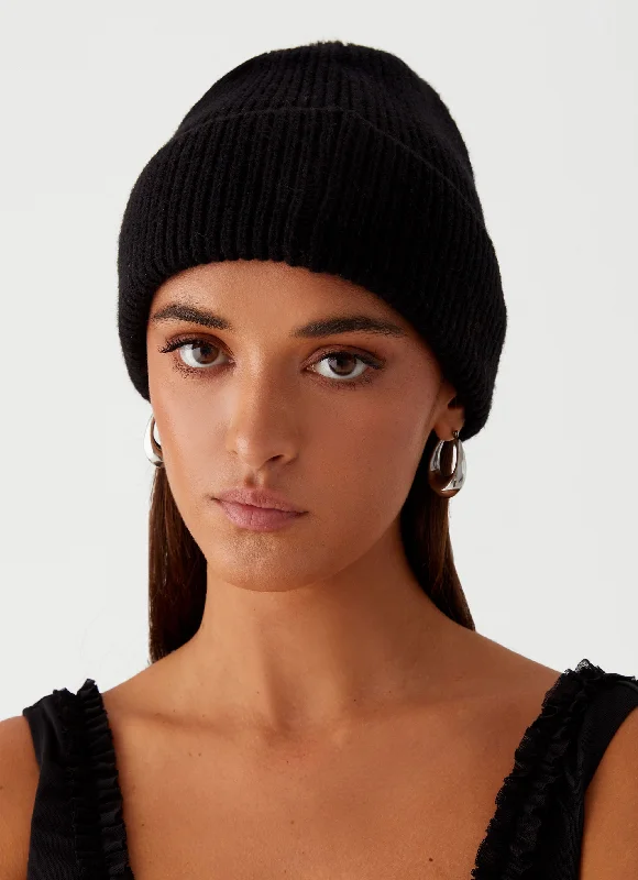 Party Wear Knit with Horizontal Stripes Chilling Knitted Beanie - Black