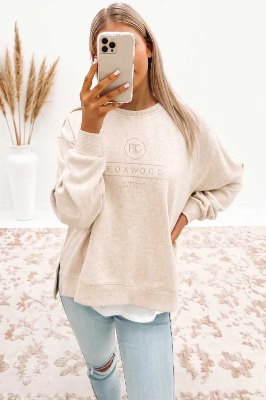 Boutique display Elegant Wool Pullover Foxwood Everyday Crew Natural Oatmeal Marl