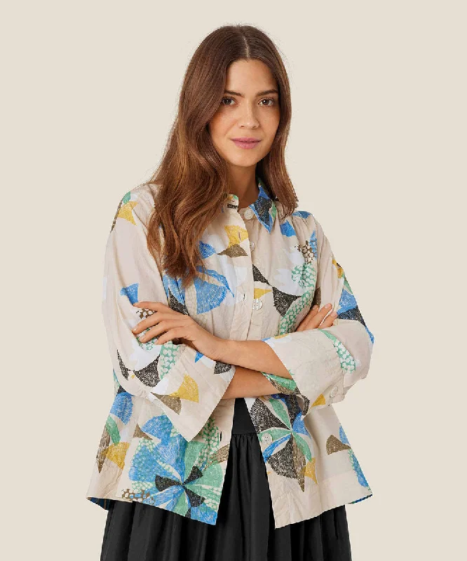 Warm and substantial Autumn selection Idakai Button-Up Shirt