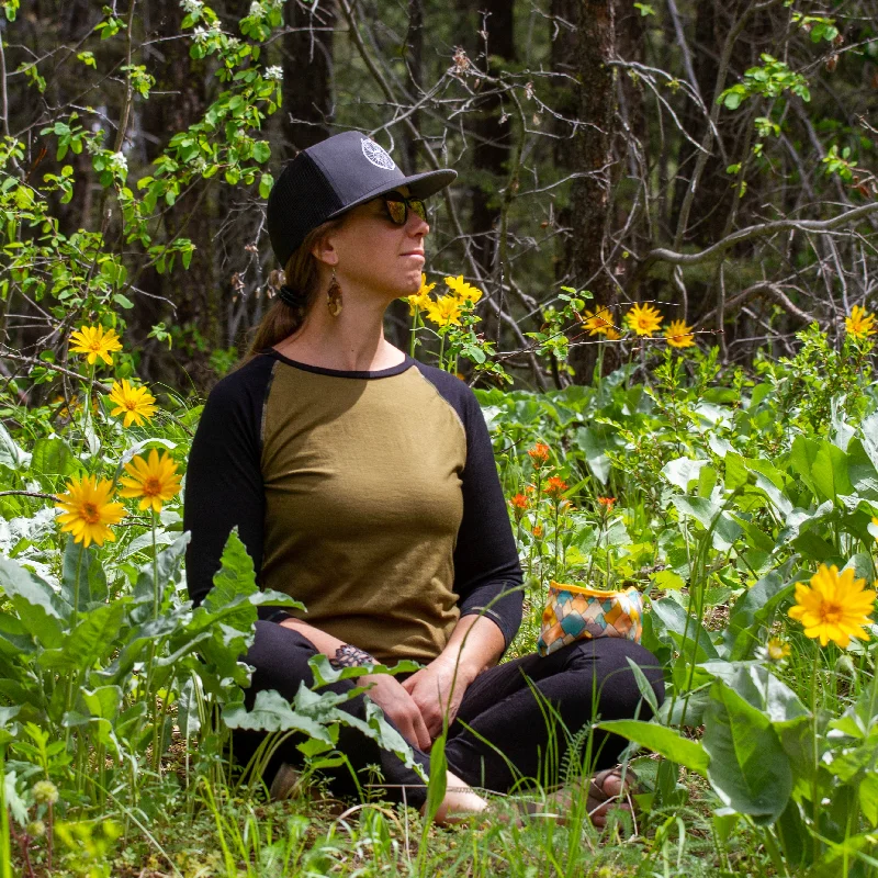 Elegant Classic Comfortable and simple Merino Wool Chickadee Shirt