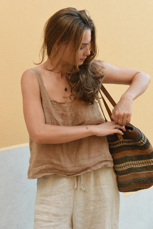 Comfortable And Simple Minimal style Playa Top // Rye