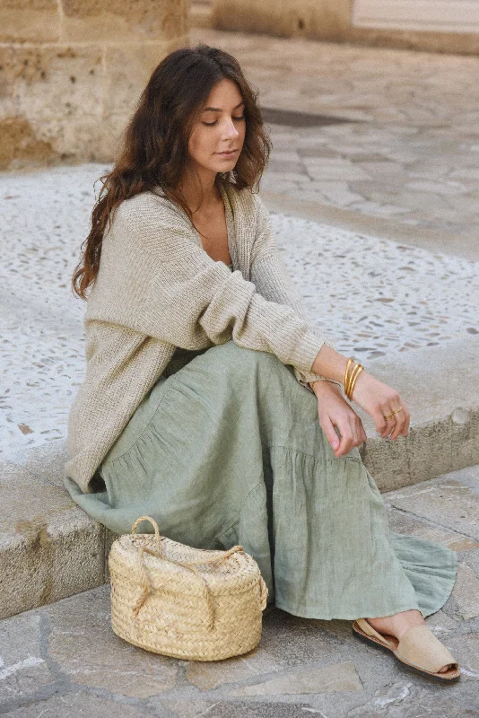Romantic And Sweet Comfortable mind The Cashmere Muma Cardigan // Oatmeal