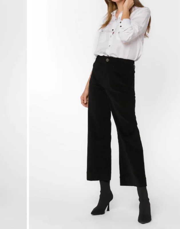 Casual And Versatile Soft cotton chinos Alyx Cropped Pant In Black