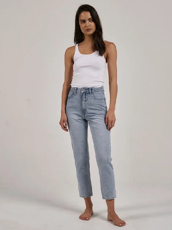 Knowledge And Elegance Straight fit denim Casey Slim Jean - Ash Blue