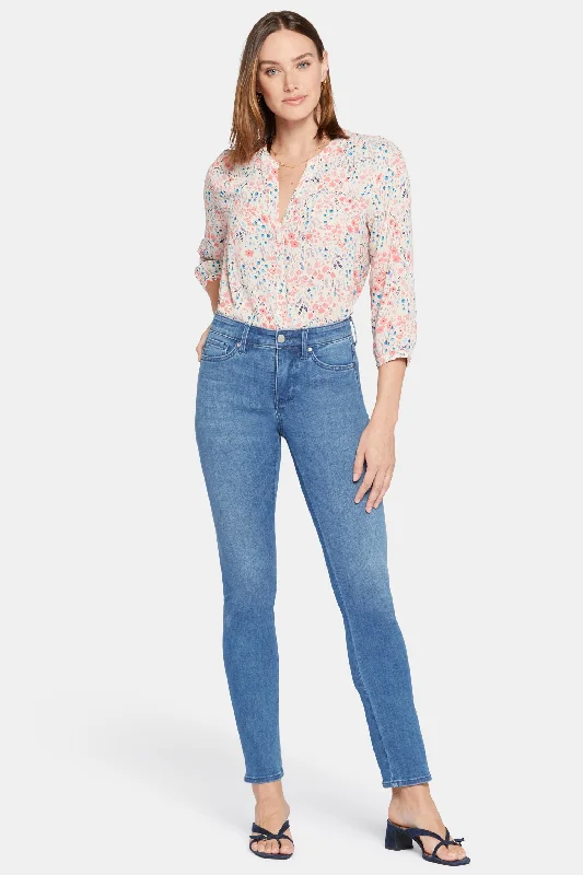 Sports Fitness Wear Plaid jeans Le Silhouette Sheri Slim Jeans - Stunning