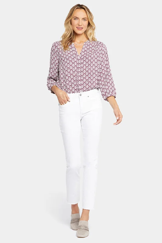 Leisure Travel Raw hem jeans Sheri Slim Ankle Jeans In Petite - Optic White