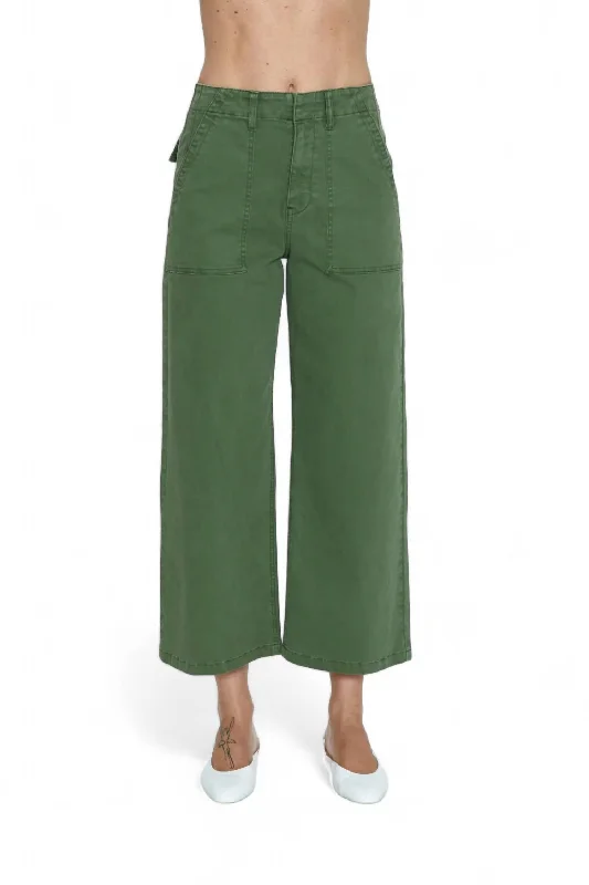 Elegant and noble Custom fit pants Sophia Jean In Basil