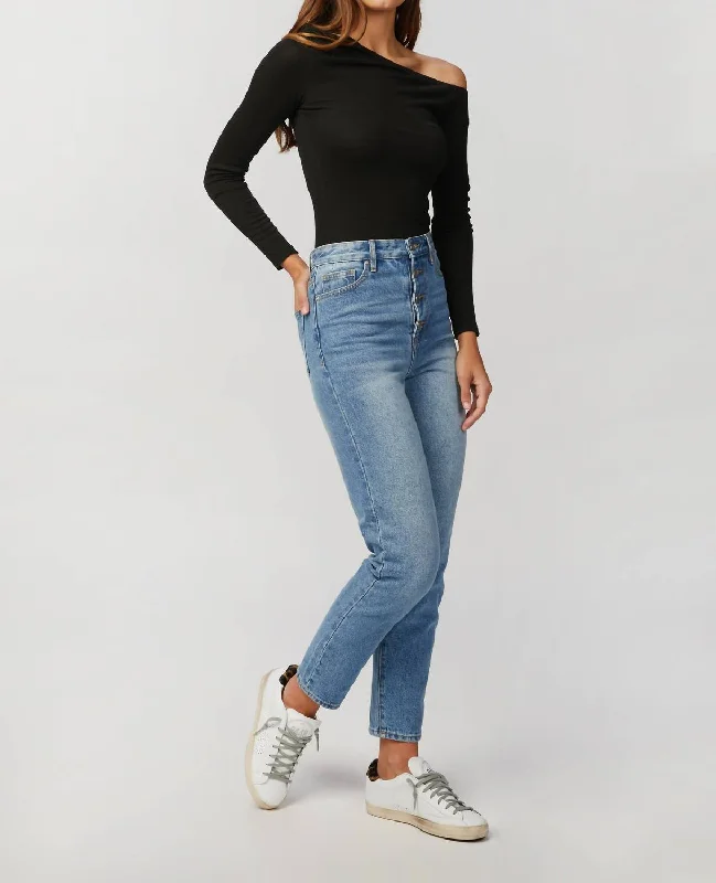 Retro Design Skinny leggings for women Straight Leg Denim In Light Blue