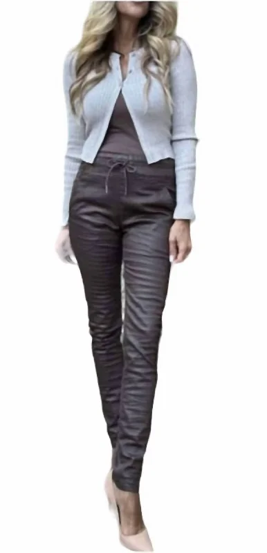 Knowledge And Elegance Women's Shely Pant In Brown Plaid