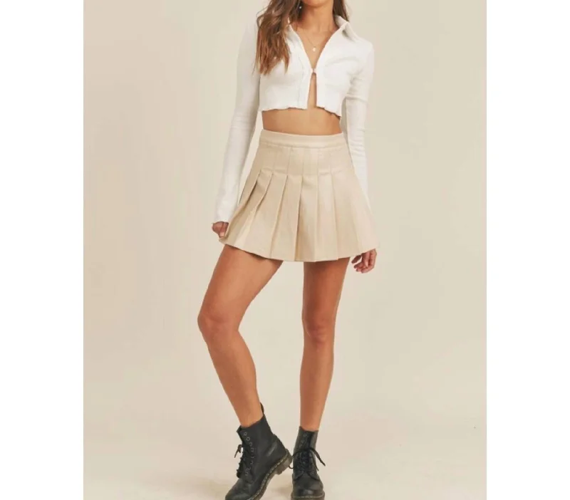 Noble Temperament Flared skirt Almond Milk Skirt In Cream