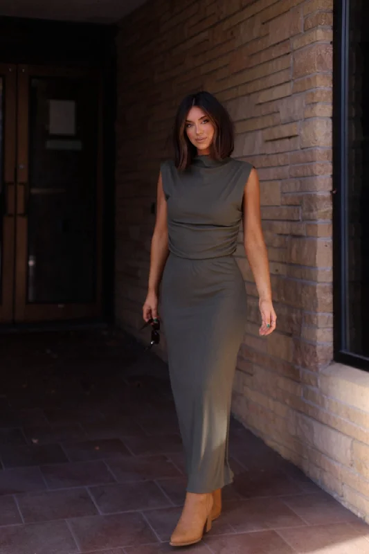 Boutique style A-line corduroy skirt Muse By Magnolia Olive Pencil Skirt