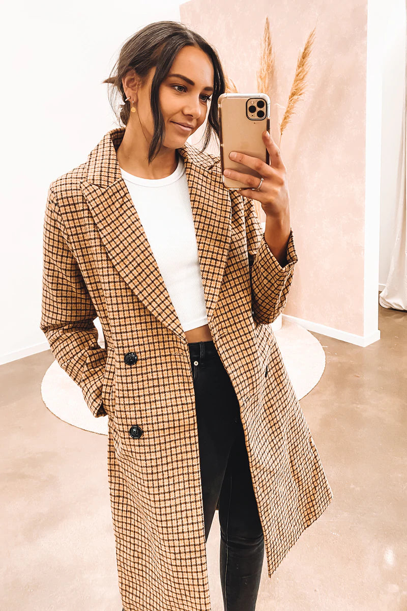 Letter embroidery Knit cardigan coat Corbin Coat Brown