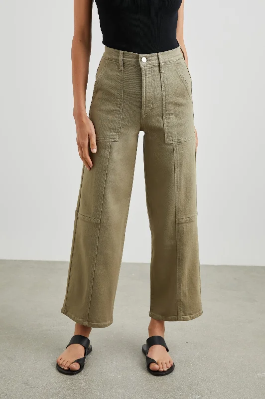 Sports Fitness Style GETTY CROP UTILITY WIDE LEG - WASHED OLIVE