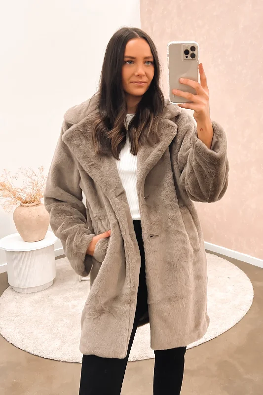 Street Show-off Style Designer parka Molly Fur Coat Tan