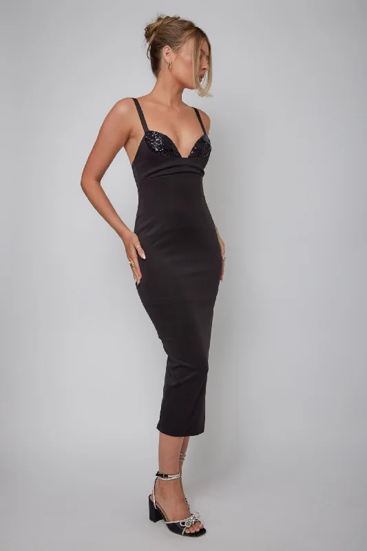 Letter embroidery Sequin velvet dress La Bellevilloise Sequin Bust Midi Dress Black