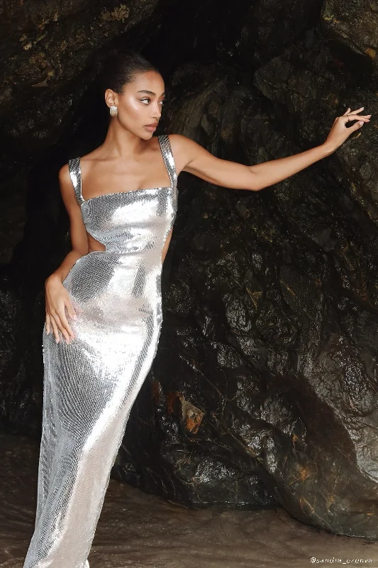 Retro Woolen Jacket Fit and flare party dress Adoria Sequin Cut Out Maxi Dress - Silver